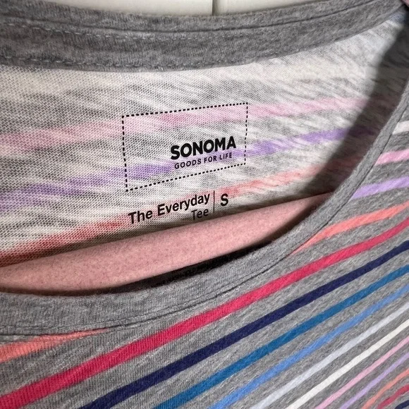 BAG155. Sonoma Everyday Multi Color Tee Small - Picture 2 of 4
